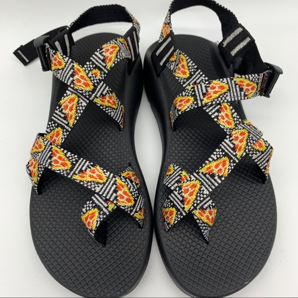 CHACO Pizza print sandals, women’s 10. - Picture 5 of 10